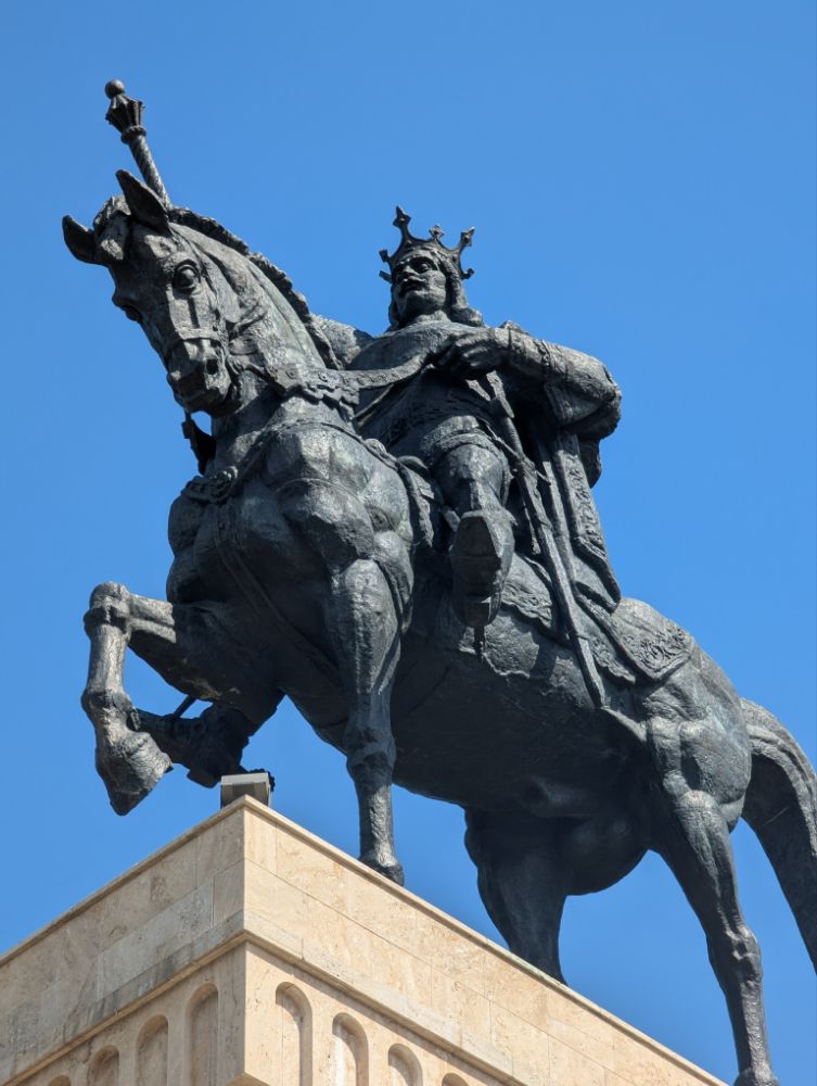 8L083 Ștefan cel Mare